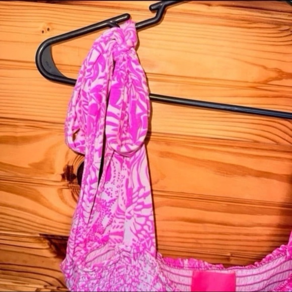 Lilly Pulitzer Rivera Wild Fuchsia Swipe Right tie strap Romper Medium - Picture 6 of 8